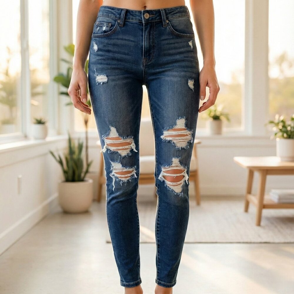 Cello‎ blue jeans distressed